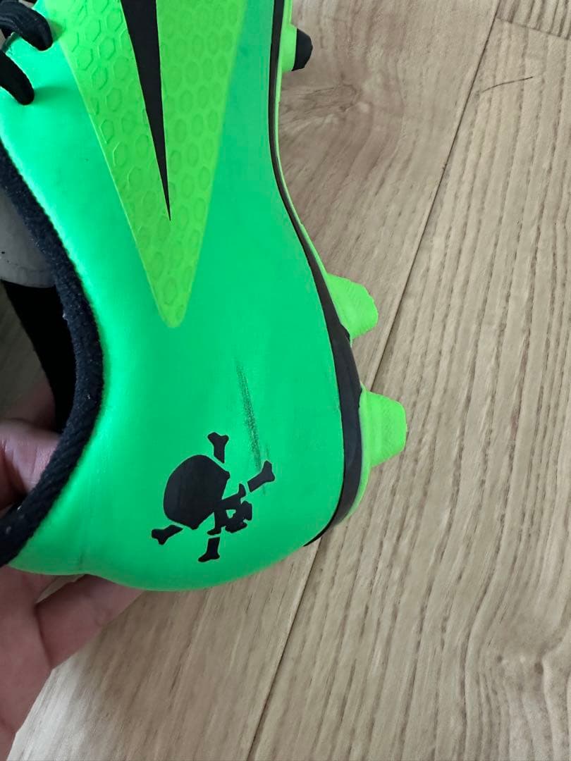 シューズ NIKE HYPERVENOM PHADE FG