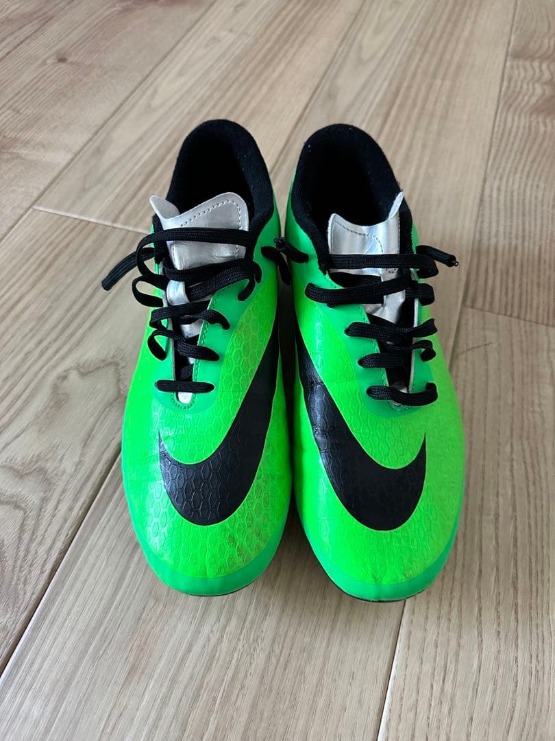 シューズ NIKE HYPERVENOM PHADE FG