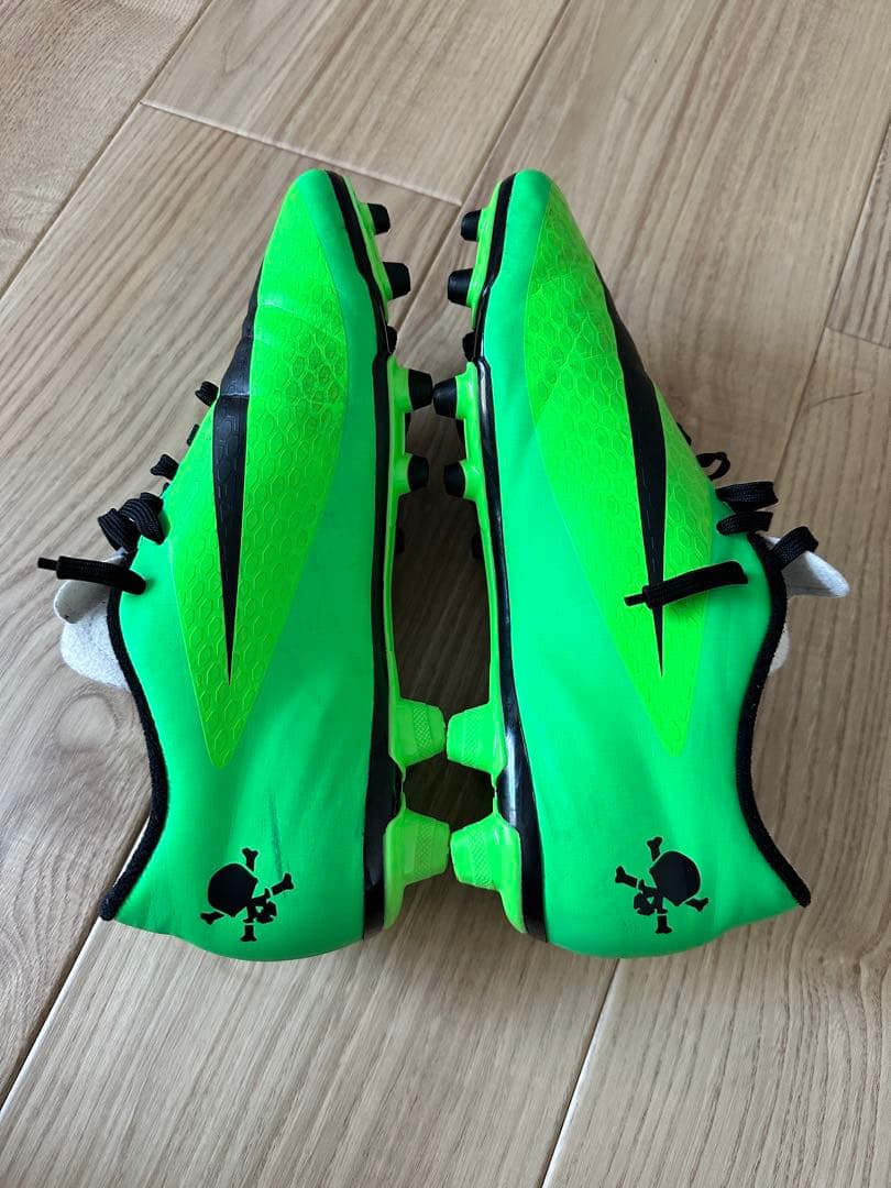 シューズ NIKE HYPERVENOM PHADE FG