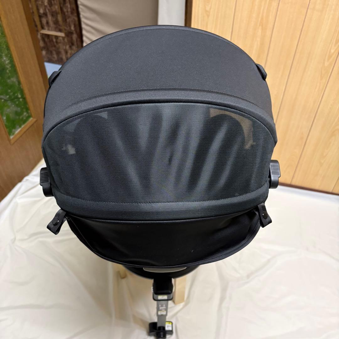 2023年モデル アップリカ フラディア プラス プレミアム チャイルドシート