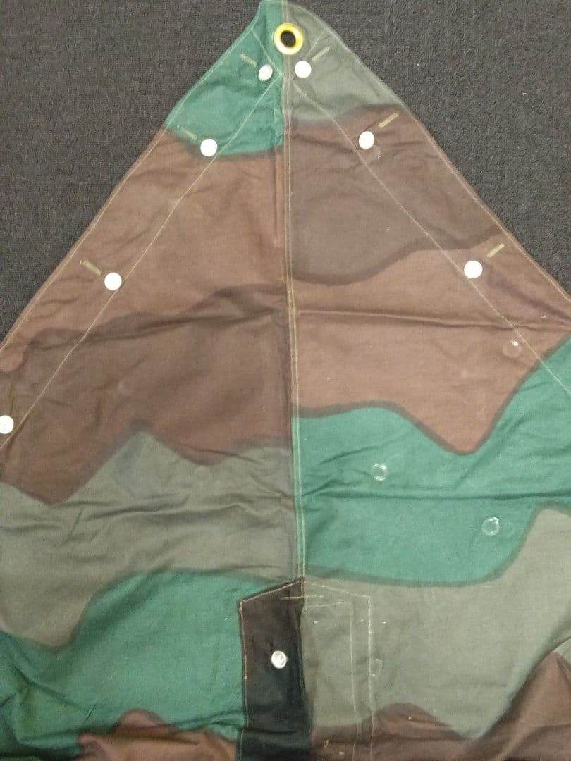 デッドストック スウェーデン軍 軍幕 2枚 テントポンチョシート