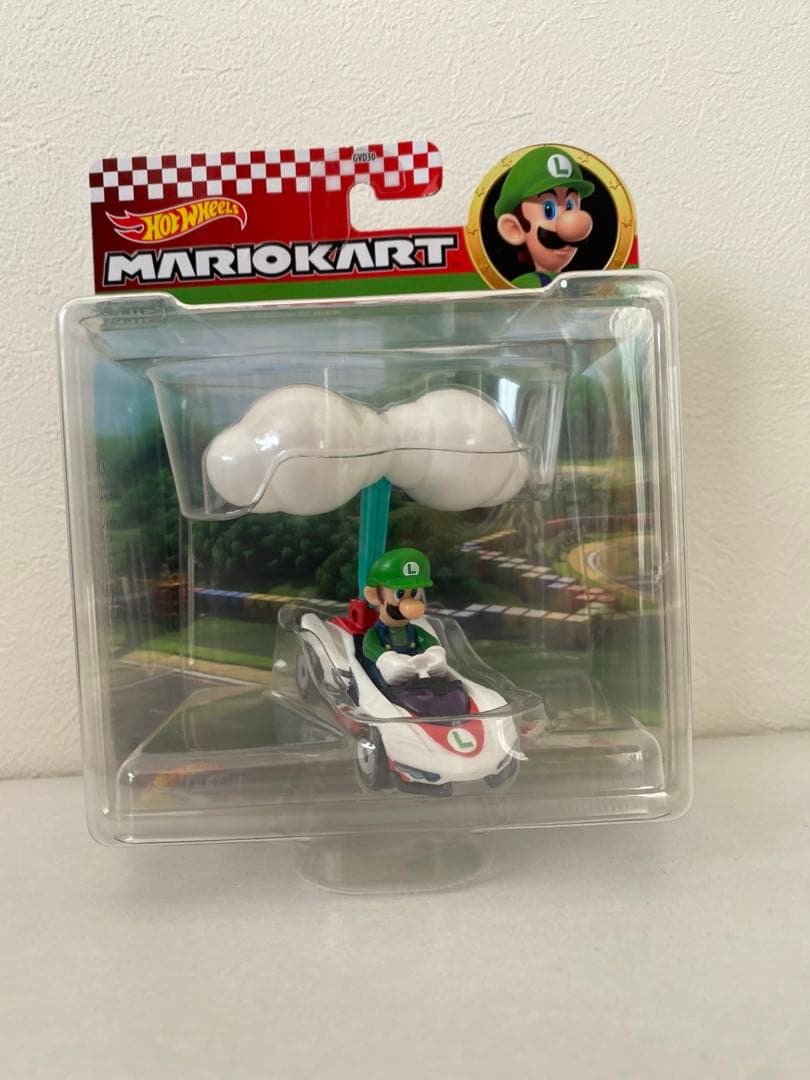 ホットウィール　マリオ　グライダー