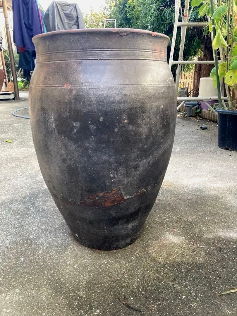 【存在感抜群】特大 古い甕 貯蔵壺 古民具 時代物 陶器 ブラック61センチ