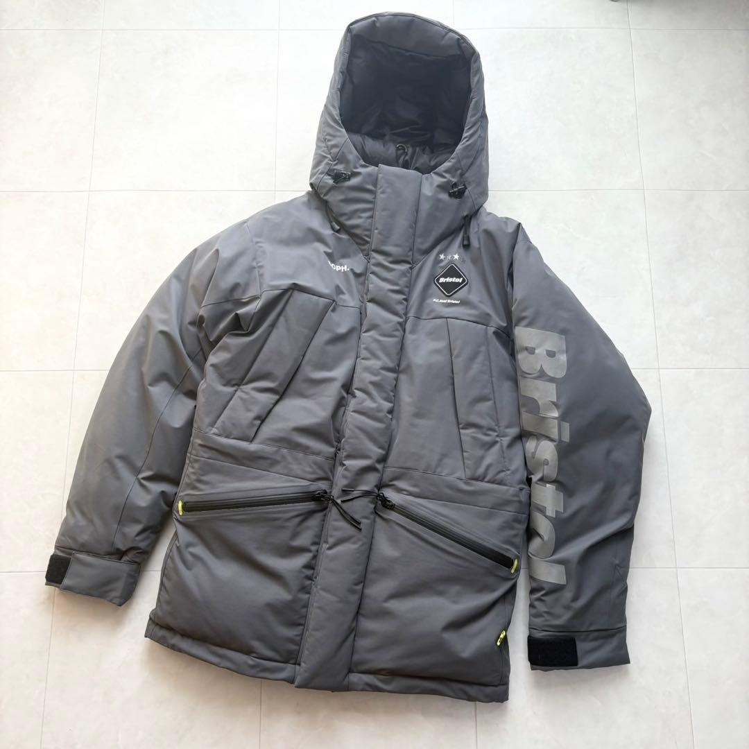 F.C.Real Bristol エフシーレアルブリストル ダウン ベンチコート