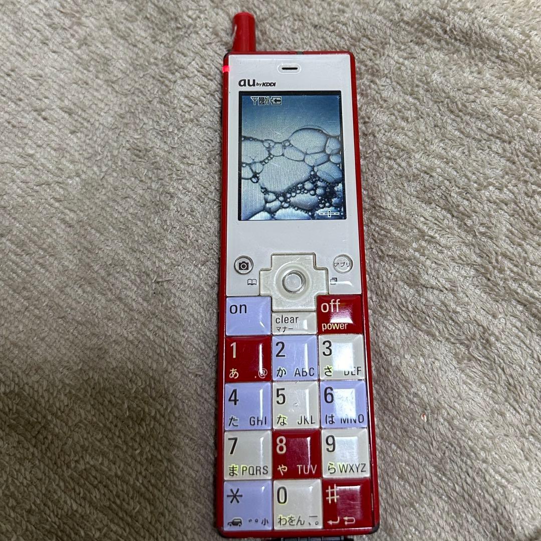 INFOBAR 携帯電話本体 錦鯉 NISHIKIGOI - メルカリ