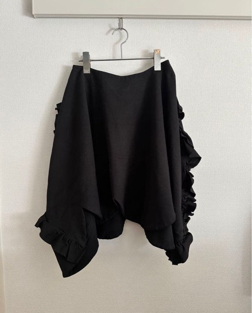 12/17まで限定お値下げCOMMEdesGARCONS フリルスカート