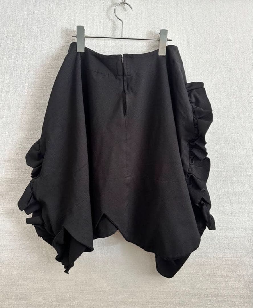 12/17まで限定お値下げCOMMEdesGARCONS フリルスカート