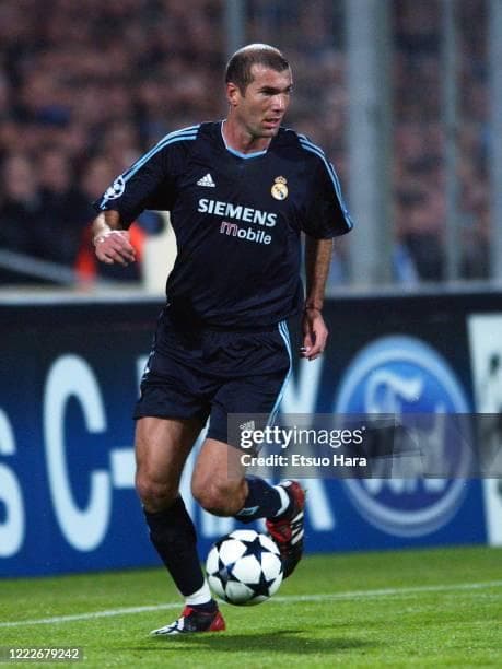 【CLパッチ付き / 長袖モデル】レアル・マドリード ０３／０４（A）