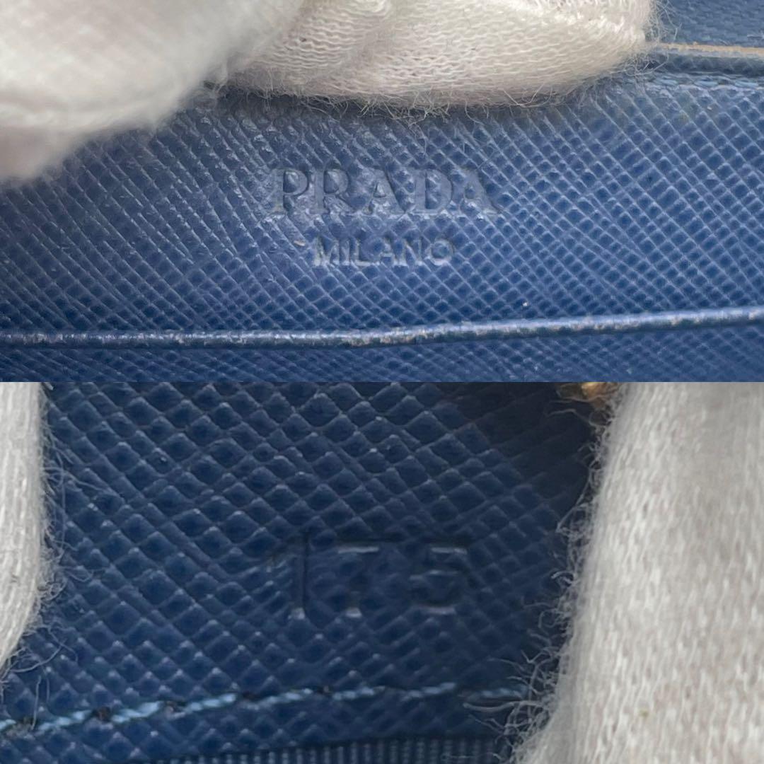 【極美品】 PRADA レザー サフィアーノ 長財布 金ロゴ ネイビーブルー