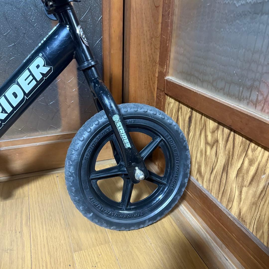 【極美品】ストライダー STRIDER スポーツモデル 12インチ 黒