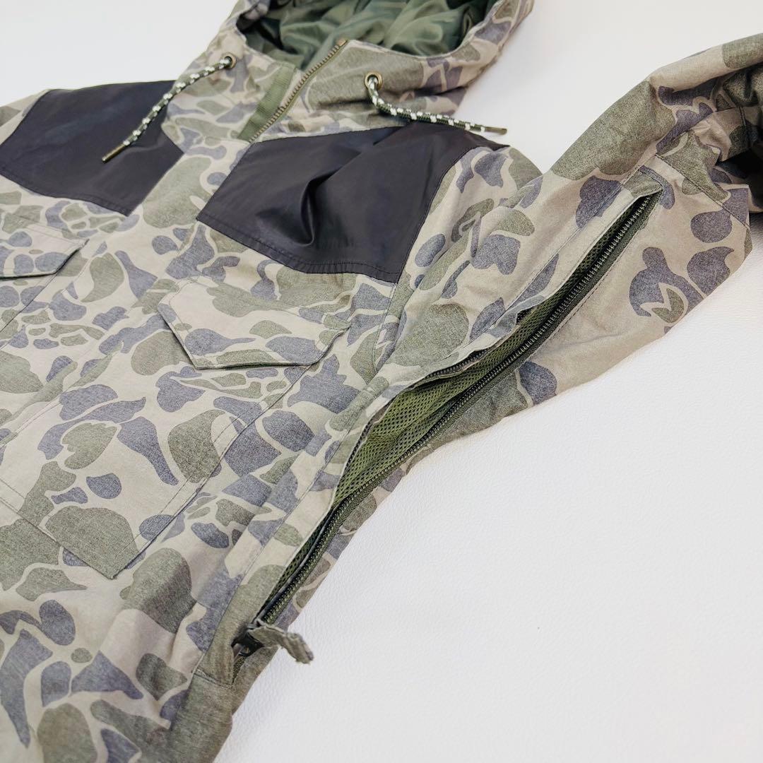 2541【美品】バートン スノボウェア ジャケット レディース 迷彩 カモフラ