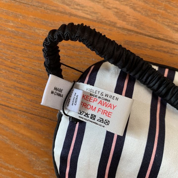 VIOLET ＆ WRENラウンジウェア　アイピロー付き！