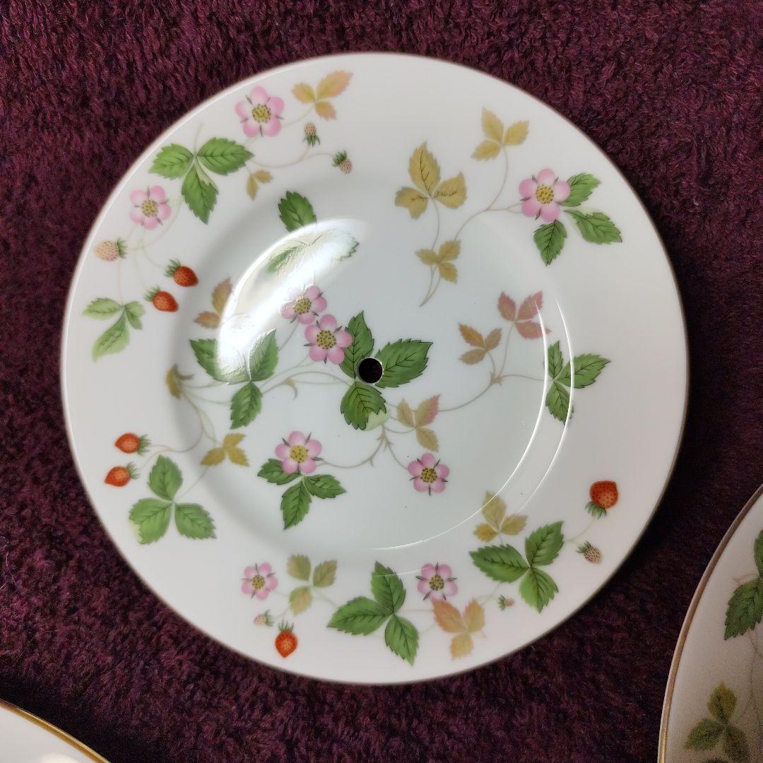 ウェッジウッド ワイルドストロベリー アフタヌーンティー用3段ケーキ