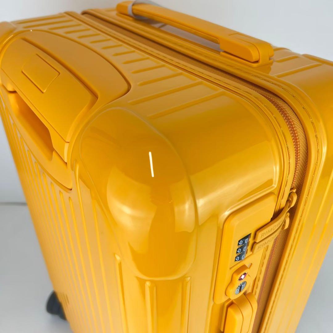 新品　RIMOWA リモワ　エッセンシャル キャビン 36L マンゴー　黄色