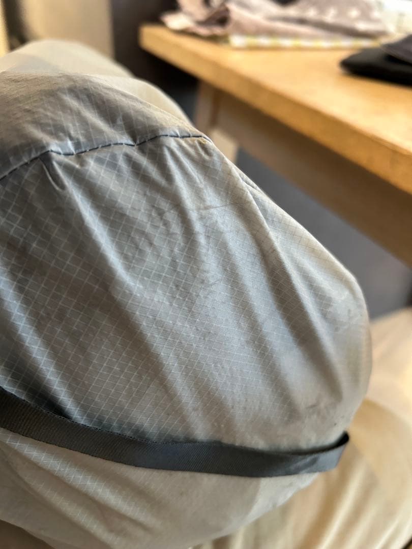 Unafreely　謎のテント　ライトグレー