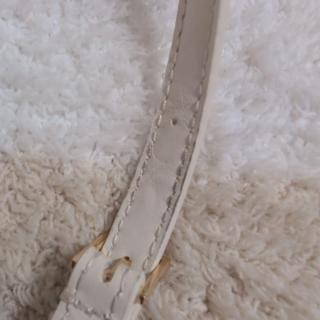 CHARLES & KEITH チェーンハンドルツーウェイバック