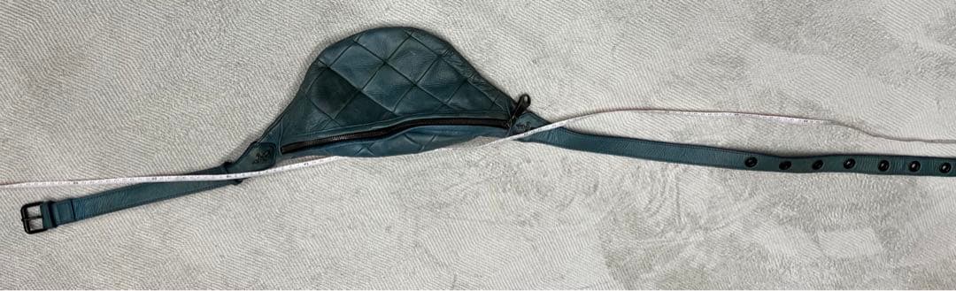 delay vermilion ボディバッグ　ウエストポーチ