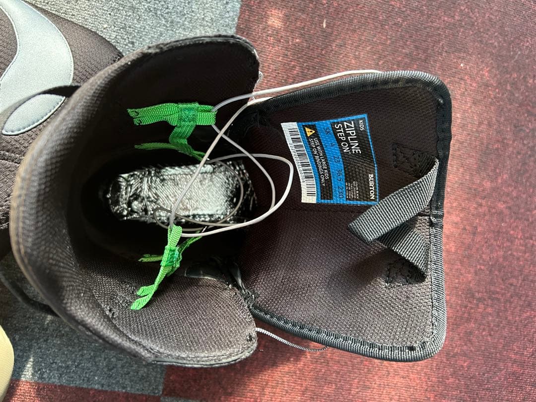 美品　23.0cm ステップオン　キッズ　スノーボードブーツ ZIPLINE