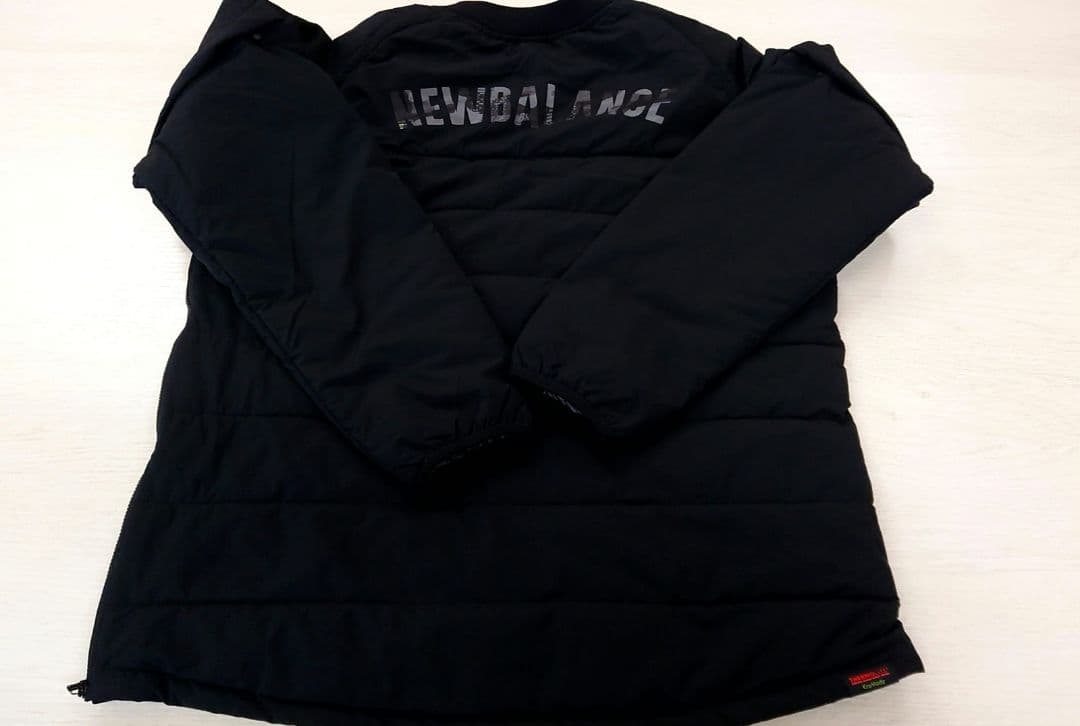 美品ニューバランスゴルフ2way中綿耐熱ハーフジップジャケット M黒 28日まで