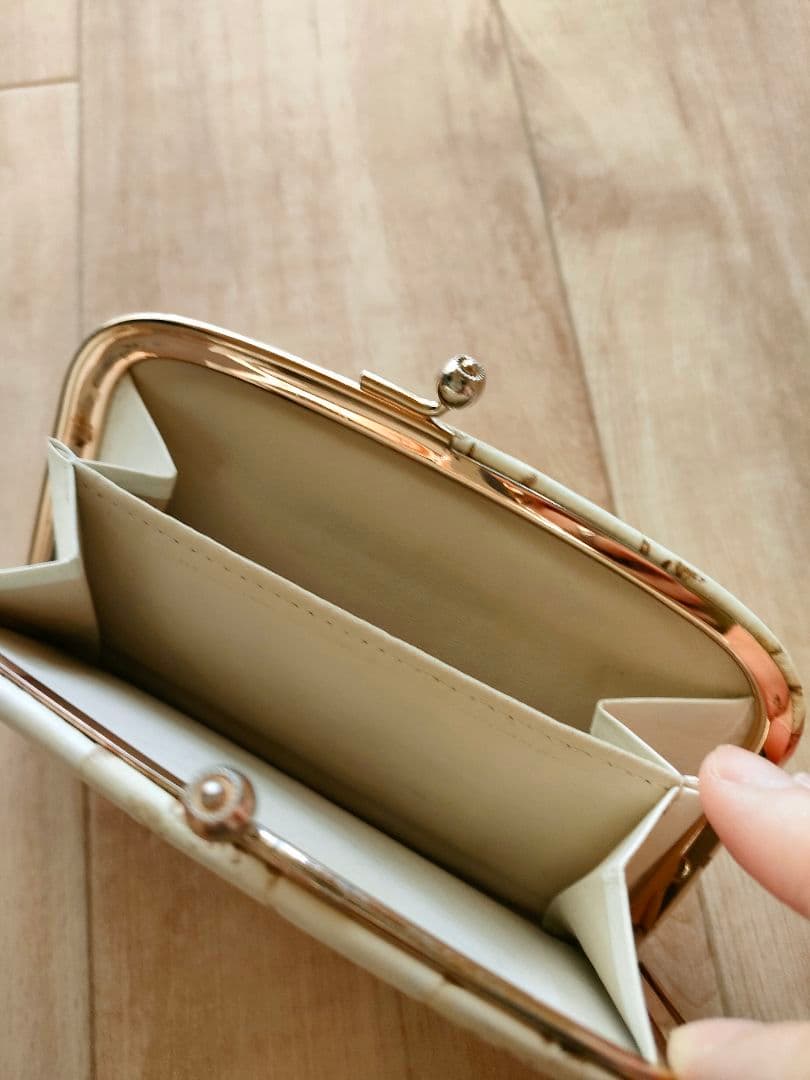 文庫屋大関】竹久夢二 傘柄 天溝がまぐち財布 - メルカリ