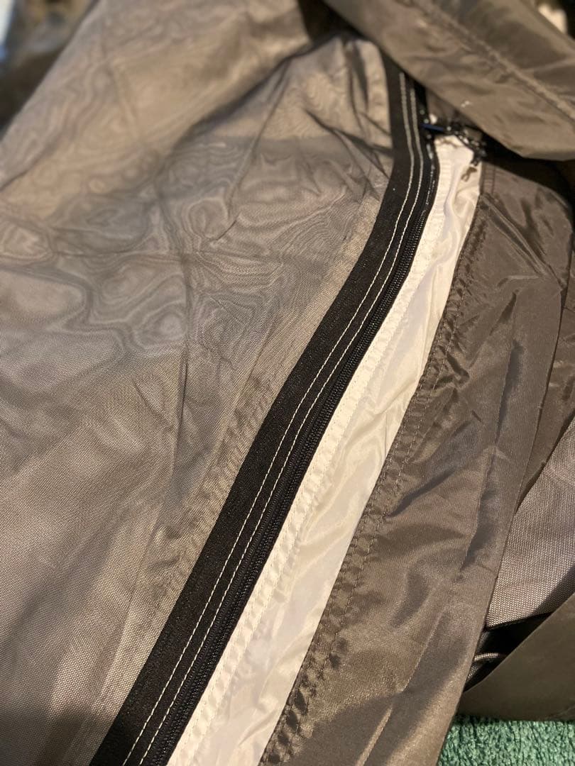 ゼインアーツ　ロロ