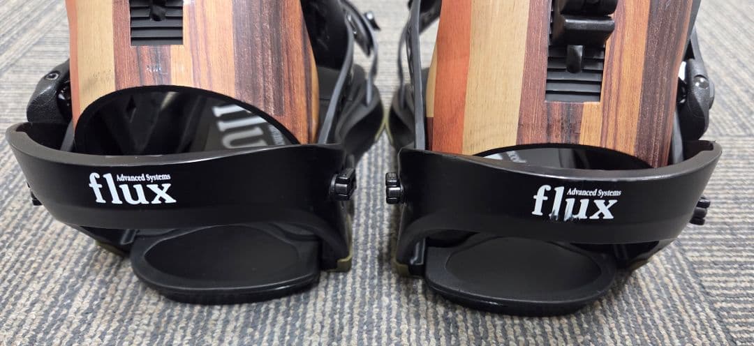 FLUX CV LTD TEAM Mサイズ 30周年限定モデル