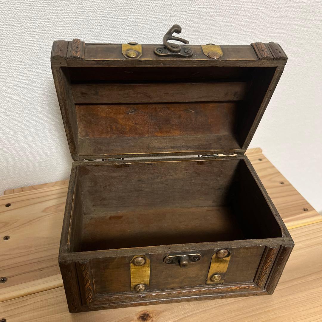 「骨董品」木製ボックス 海賊宝箱