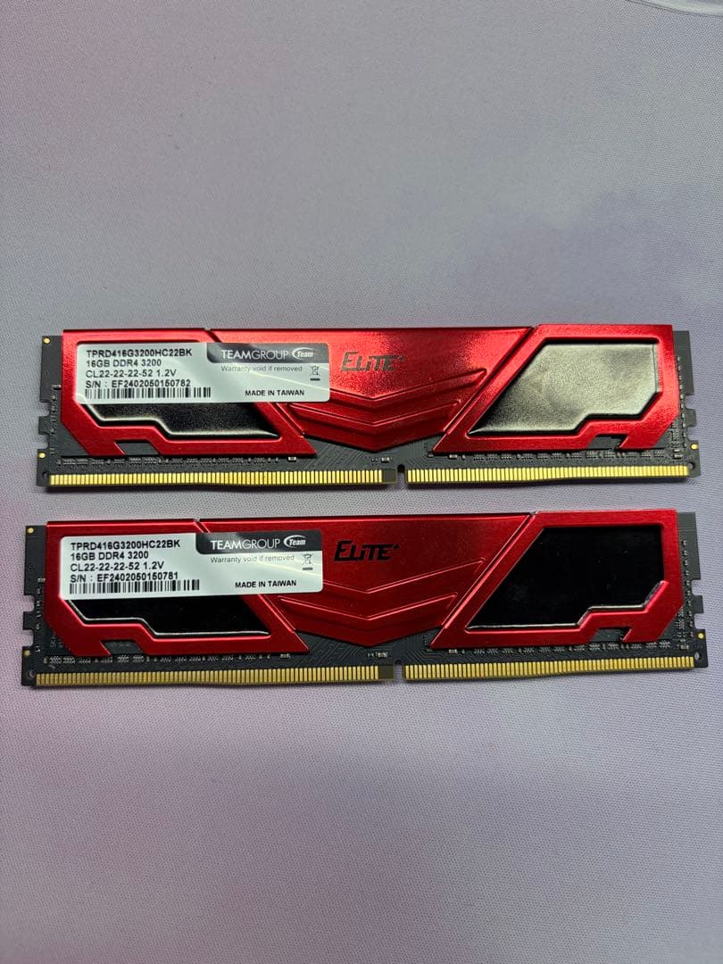 メモリー TEAMGROUP 32GB(16GBx2) DDR4 3200MHz