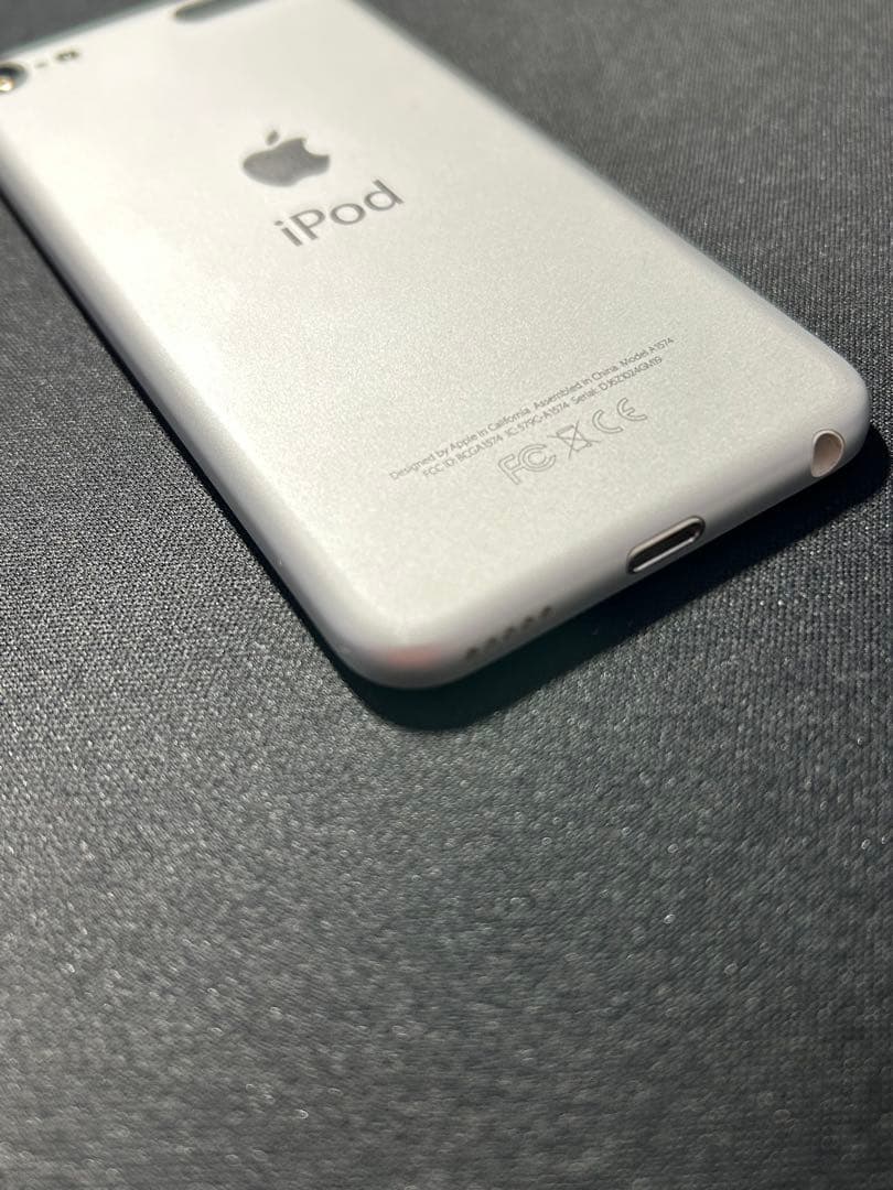 AppleiPod touch第6世代　128GB シルバー　アイポッドタッチ