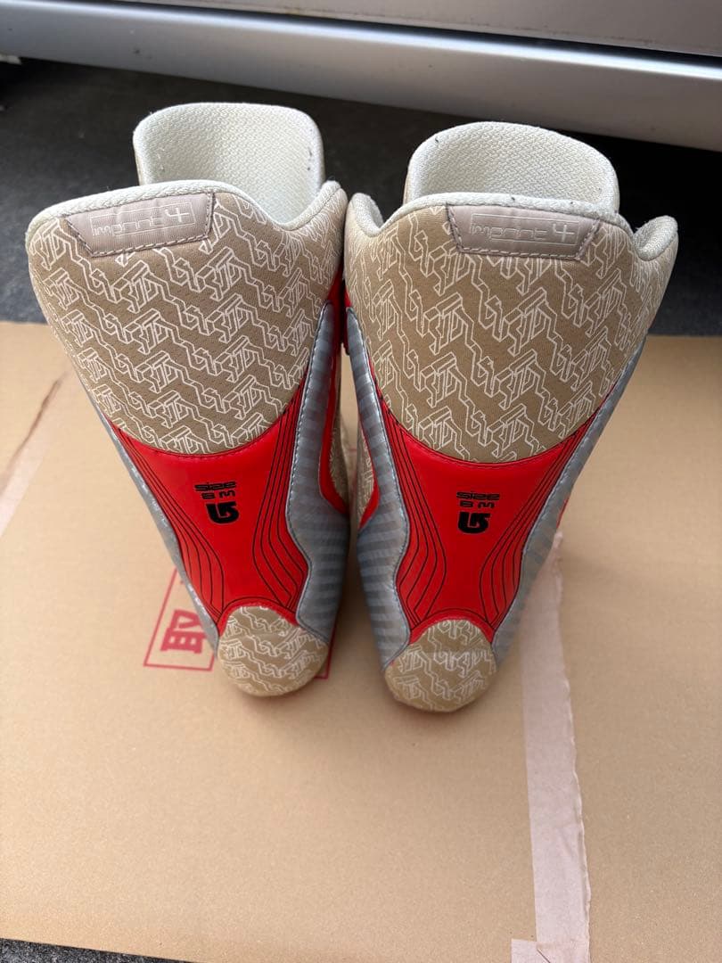 Burtonバートン スノーボードブーツ アイオンionホワイト/ベージュ