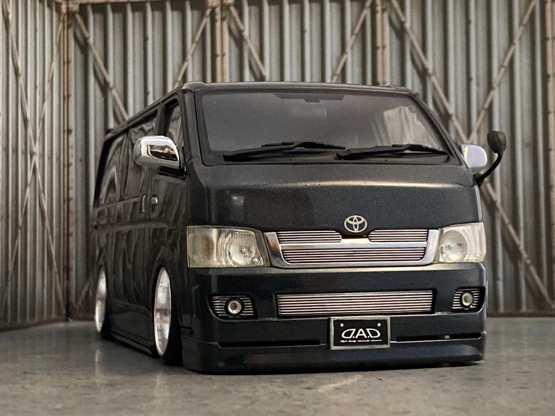 1/24 ハイエース（カスタム品）