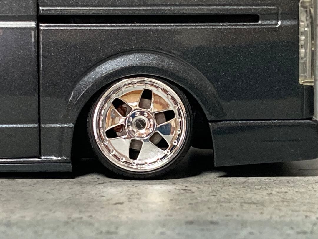 1/24 ハイエース（カスタム品）