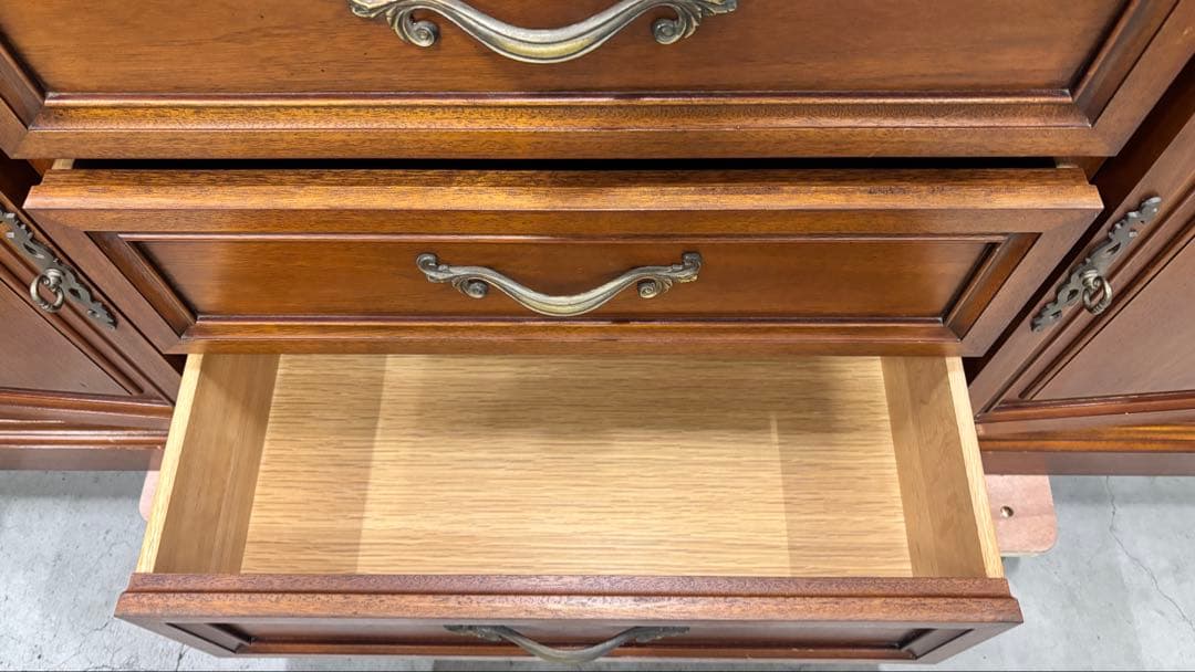 ドレクセル・ヘリテイジ DREXEL TOURAINE チャイナキャビネット