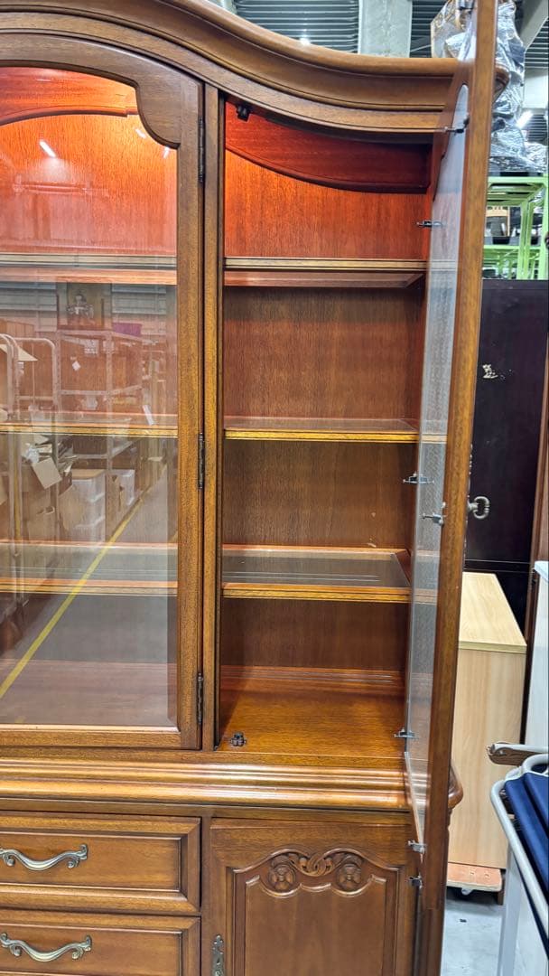 ドレクセル・ヘリテイジ DREXEL TOURAINE チャイナキャビネット