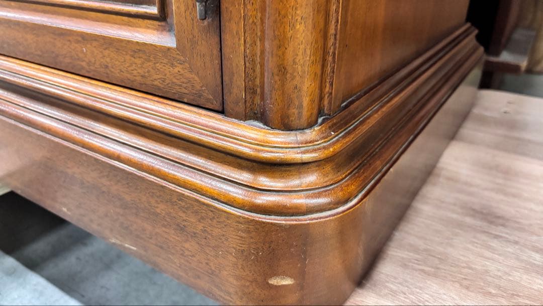 ドレクセル・ヘリテイジ DREXEL TOURAINE チャイナキャビネット