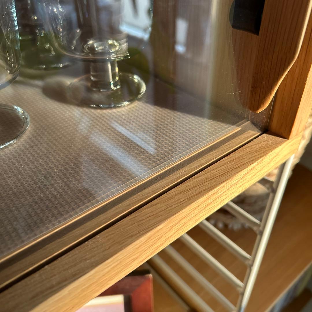 リセノ　ガラスキャビネット