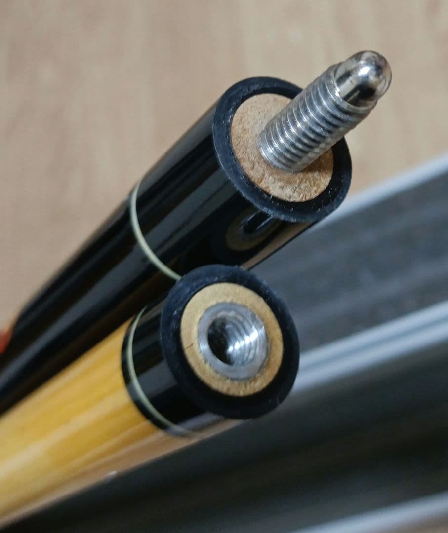 ビリヤードキュー アルミケース付