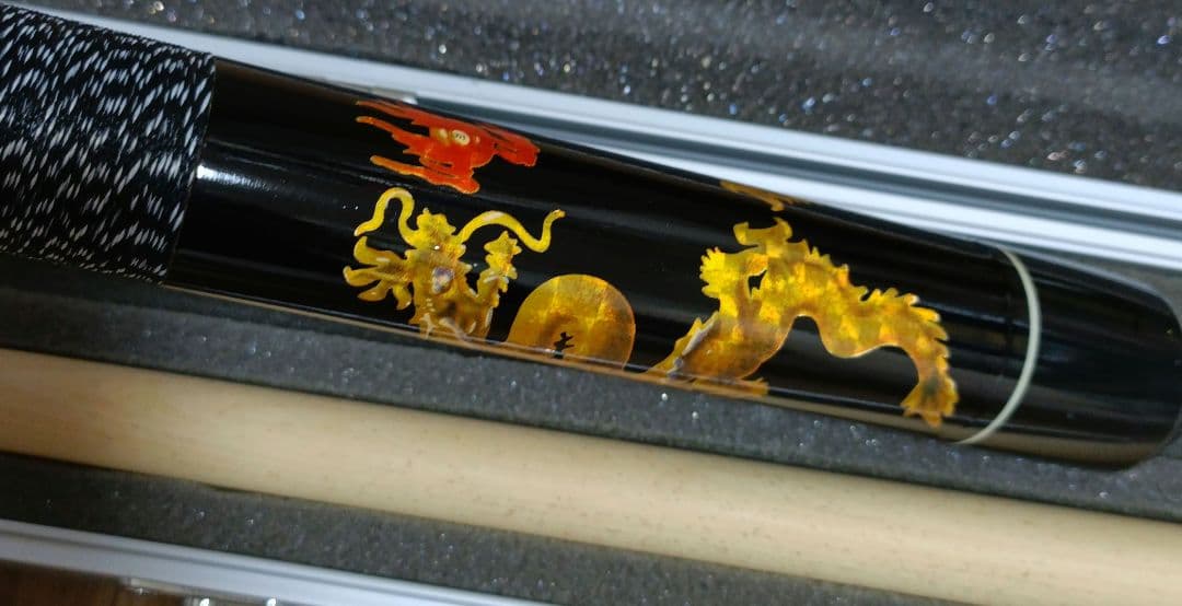 ビリヤードキュー アルミケース付