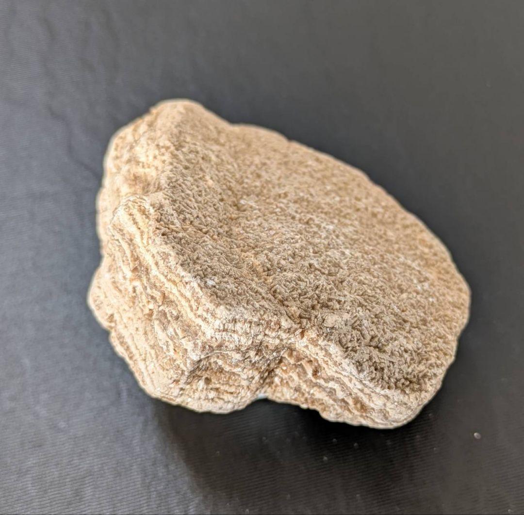 ★秋田玉川温泉産『北投石』２７６ｇ 素晴らしいシマ模様と線量✨ 年末年始セール