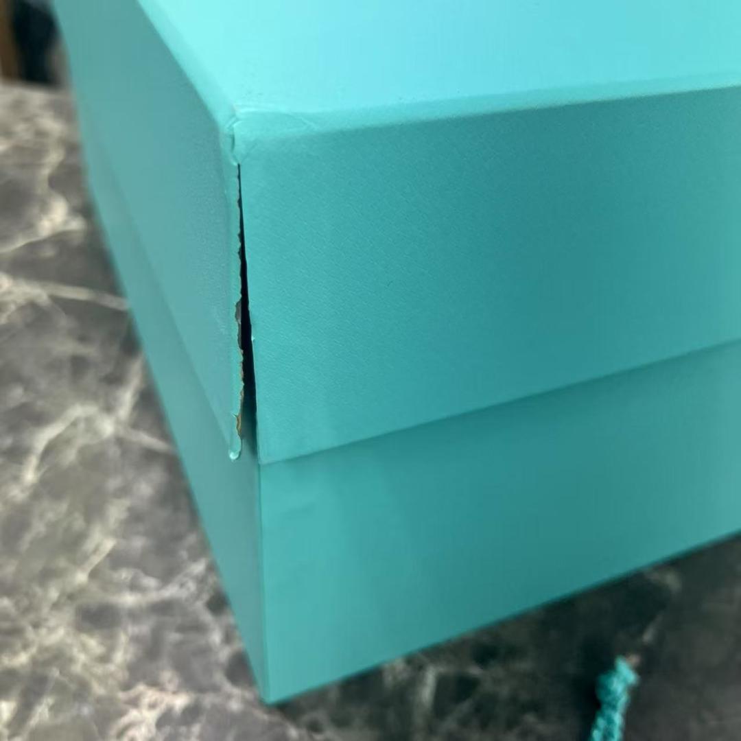 <希少> Tiffany&Co. ティファニー ラグビーボール 数量限定品 希少> Tiffany&Co. ティファニー ラグビーボール 数量限定品 - メルカリ