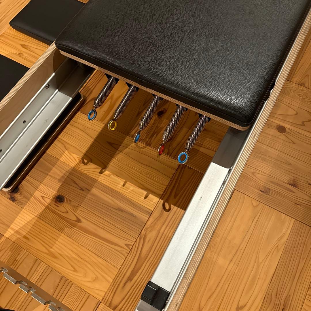 ピラティス 業務用 モーションケア 対象エリア配送料込 リフォーマー