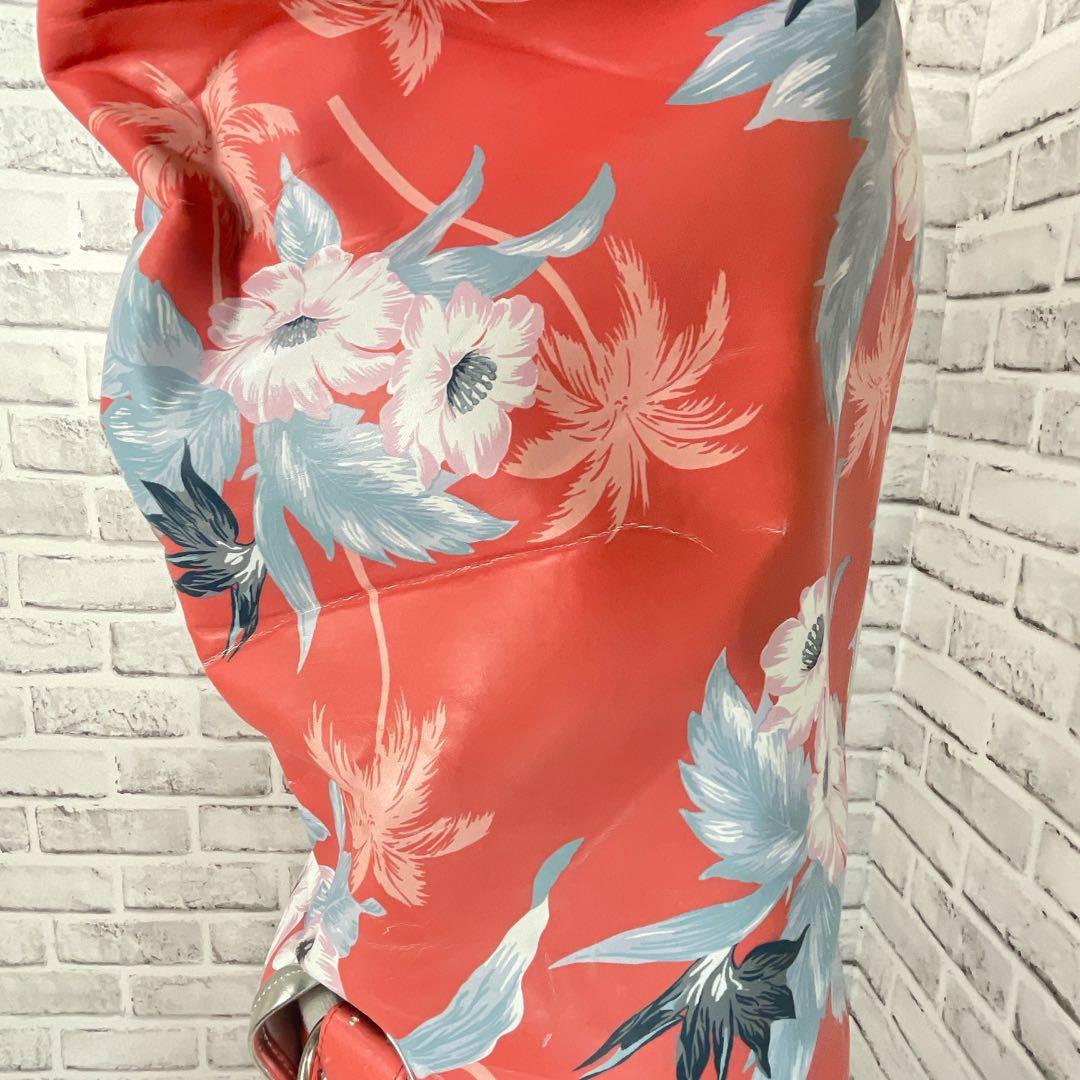 Kiss on the green キャディバッグ キャスター付き 花柄 ゴルフ