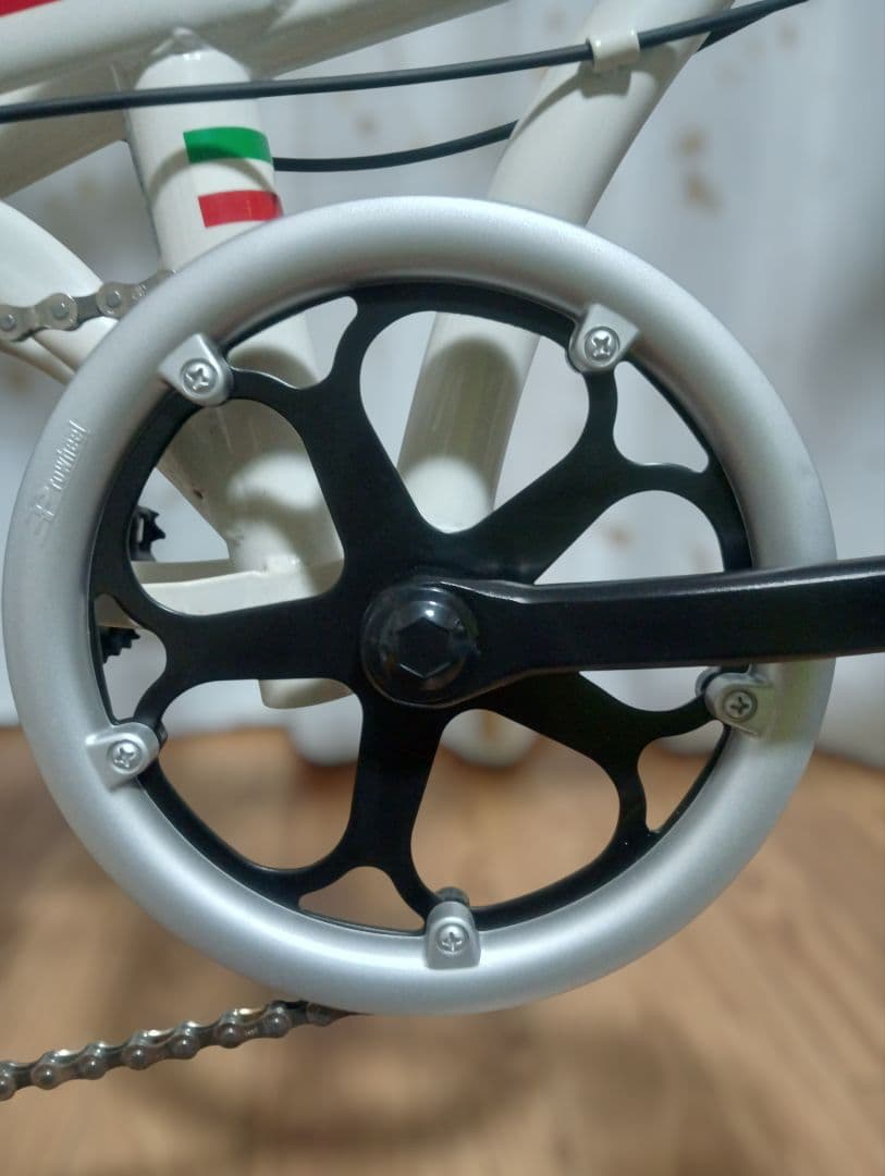 Ferrari 折りたたみ自転車 FDB207E 20インチ