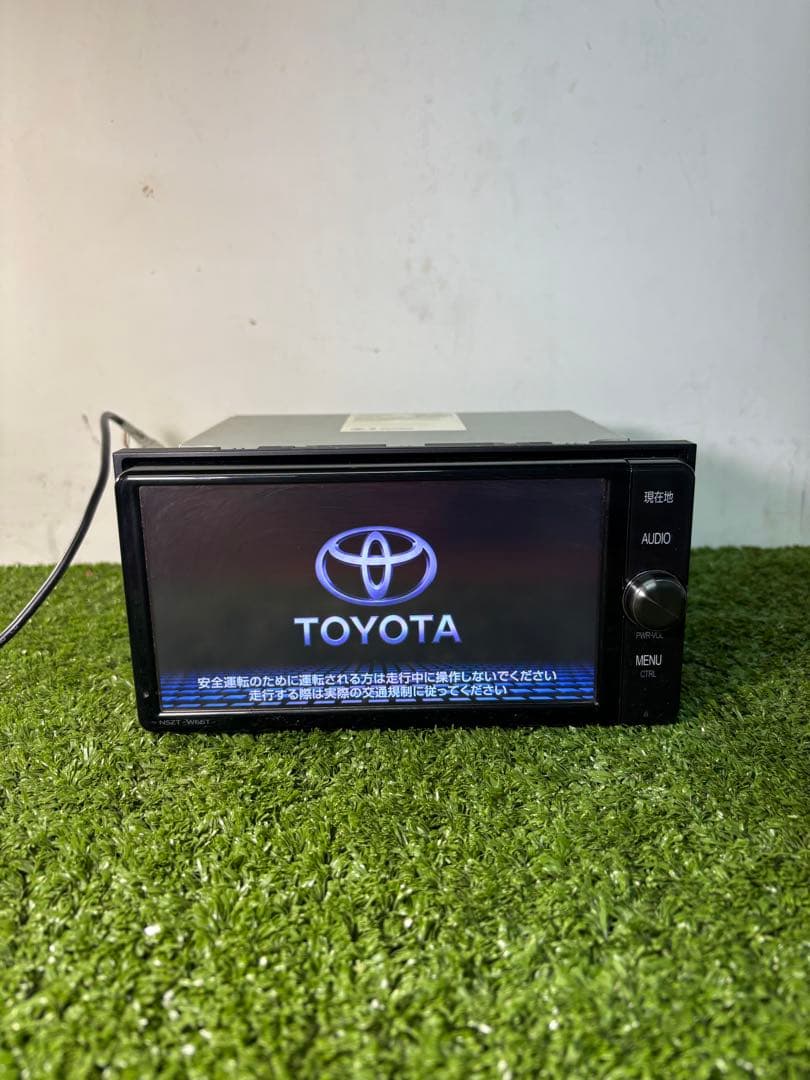 トヨタ純正　NSZT-W66T カーナビ　地デジ　Bluetooth 2016