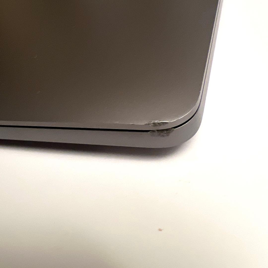 SORA　MacBook Pro 16インチとケース