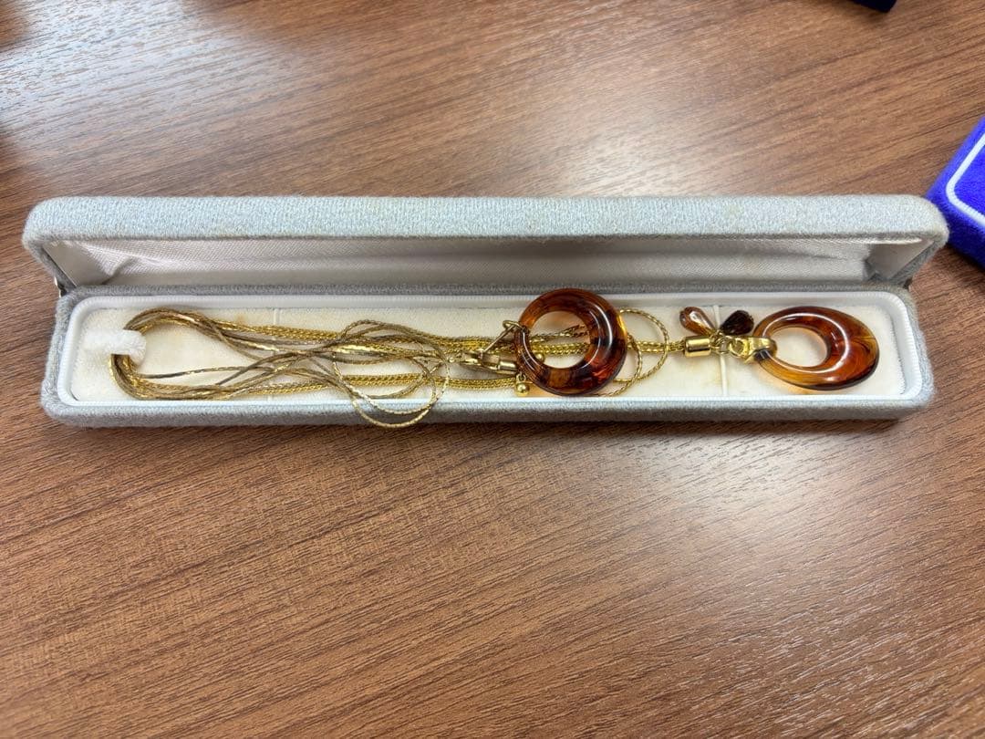 遺品整理 アクセサリー まとめ - メルカリ