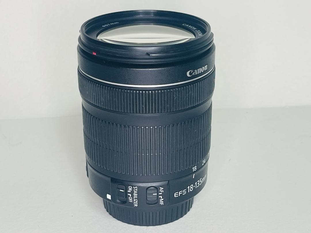★美品★Canon EF-S 18-135mm F3.5-5.6 IS STM