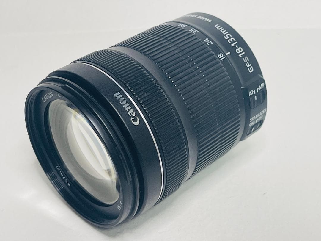 ★美品★Canon EF-S 18-135mm F3.5-5.6 IS STM