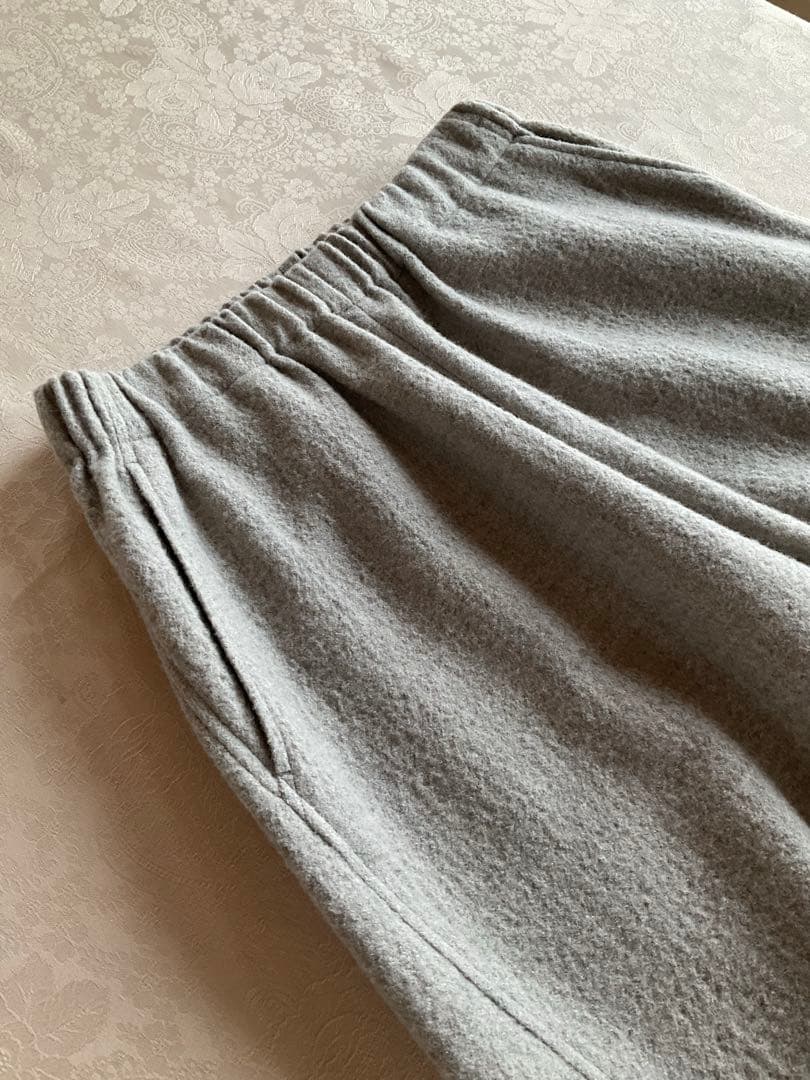 ヨーガンレール　ウールフエルト　ワイド&バルーン　パンツシルエット