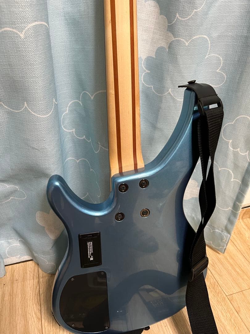 《美品送料込》‼️ Yamahaエレキベース TRBX304 /ギターギグバッグ付